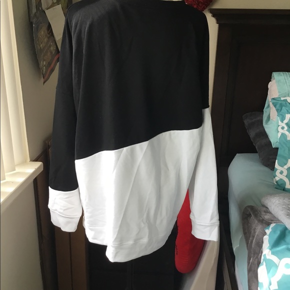 Soft Sweatshirt - Picture 2 of 5